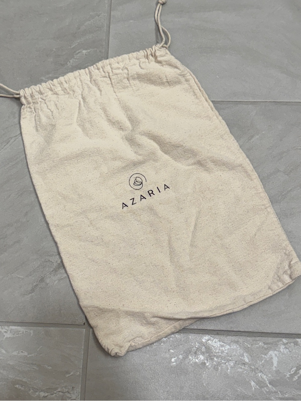 Azaria Cream Travel Dust Bag